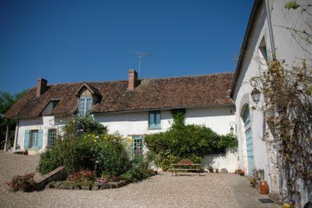 Bed and Breakfast Domaine De Varenne Saint-Amand-en-Puisaye Экстерьер фото
