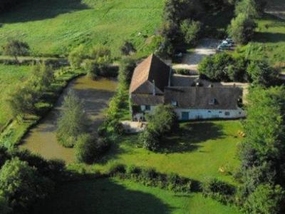 Bed and Breakfast Domaine De Varenne Saint-Amand-en-Puisaye Экстерьер фото